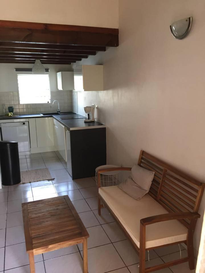 T2 Tropical En Bord De Piscine A 100M De La Mer Apartman Le Carbet Kültér fotó