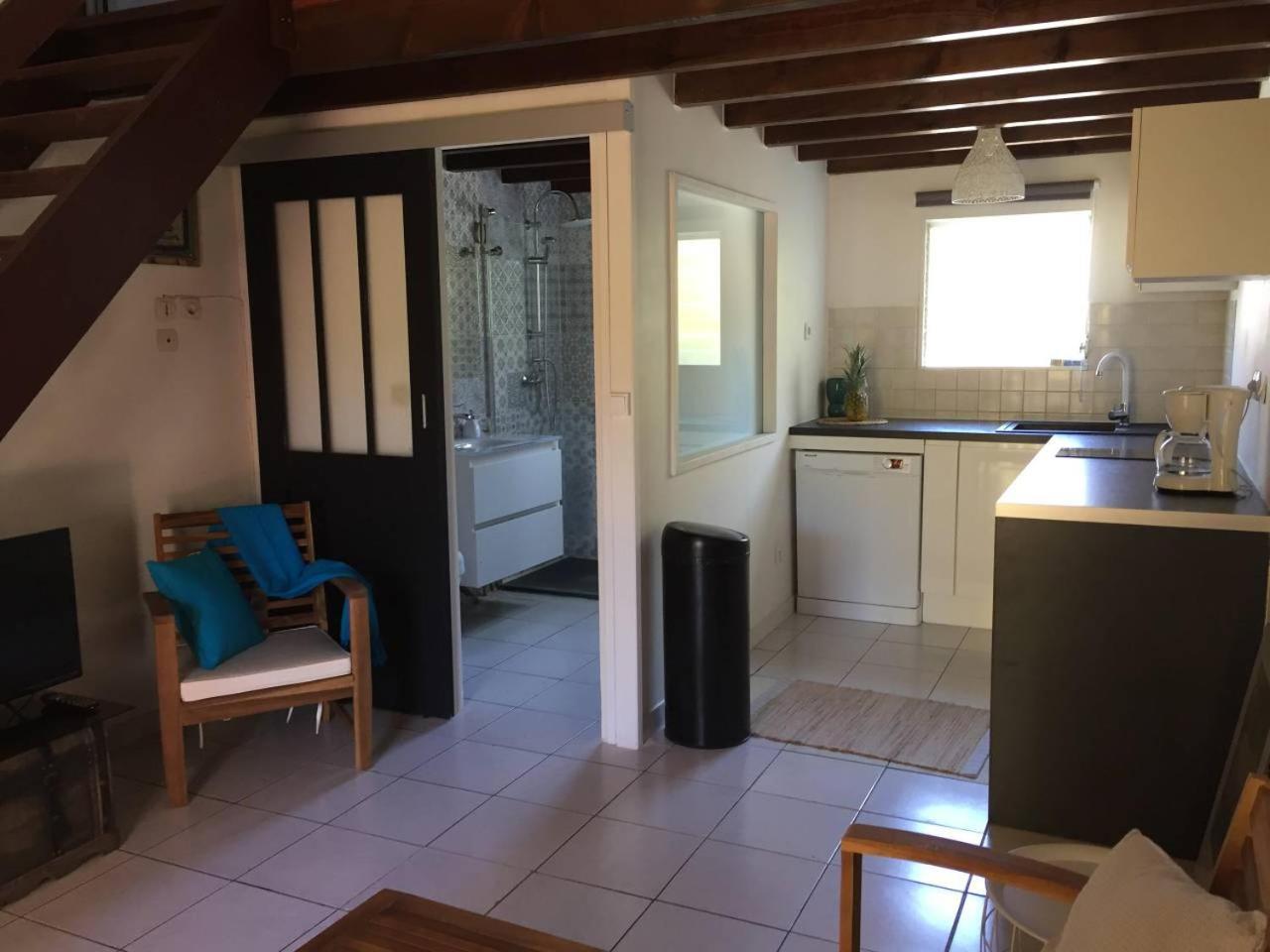 T2 Tropical En Bord De Piscine A 100M De La Mer Apartman Le Carbet Kültér fotó
