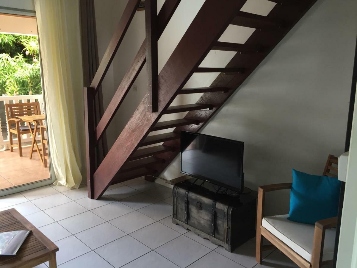 T2 Tropical En Bord De Piscine A 100M De La Mer Apartman Le Carbet Kültér fotó